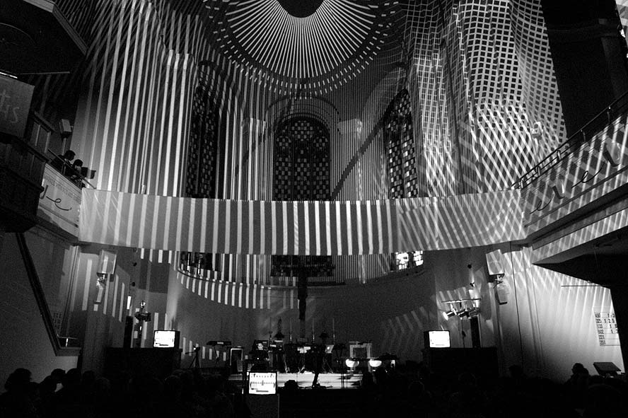 Andy Vaz live + Petaflops Antivideo Johanneskirche Düsseldorf Germany